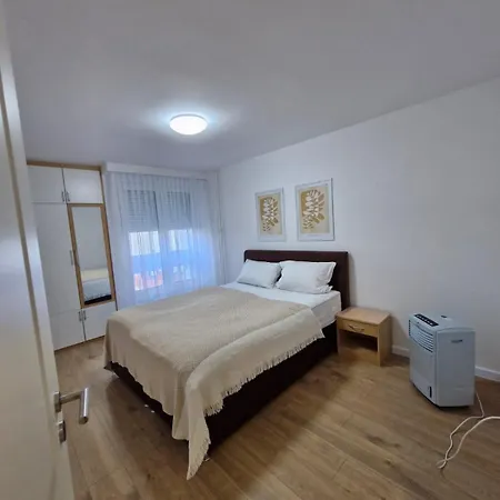 Amber By The River Apartamento