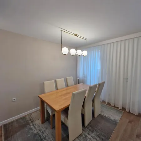 Amber By The River Apartamento